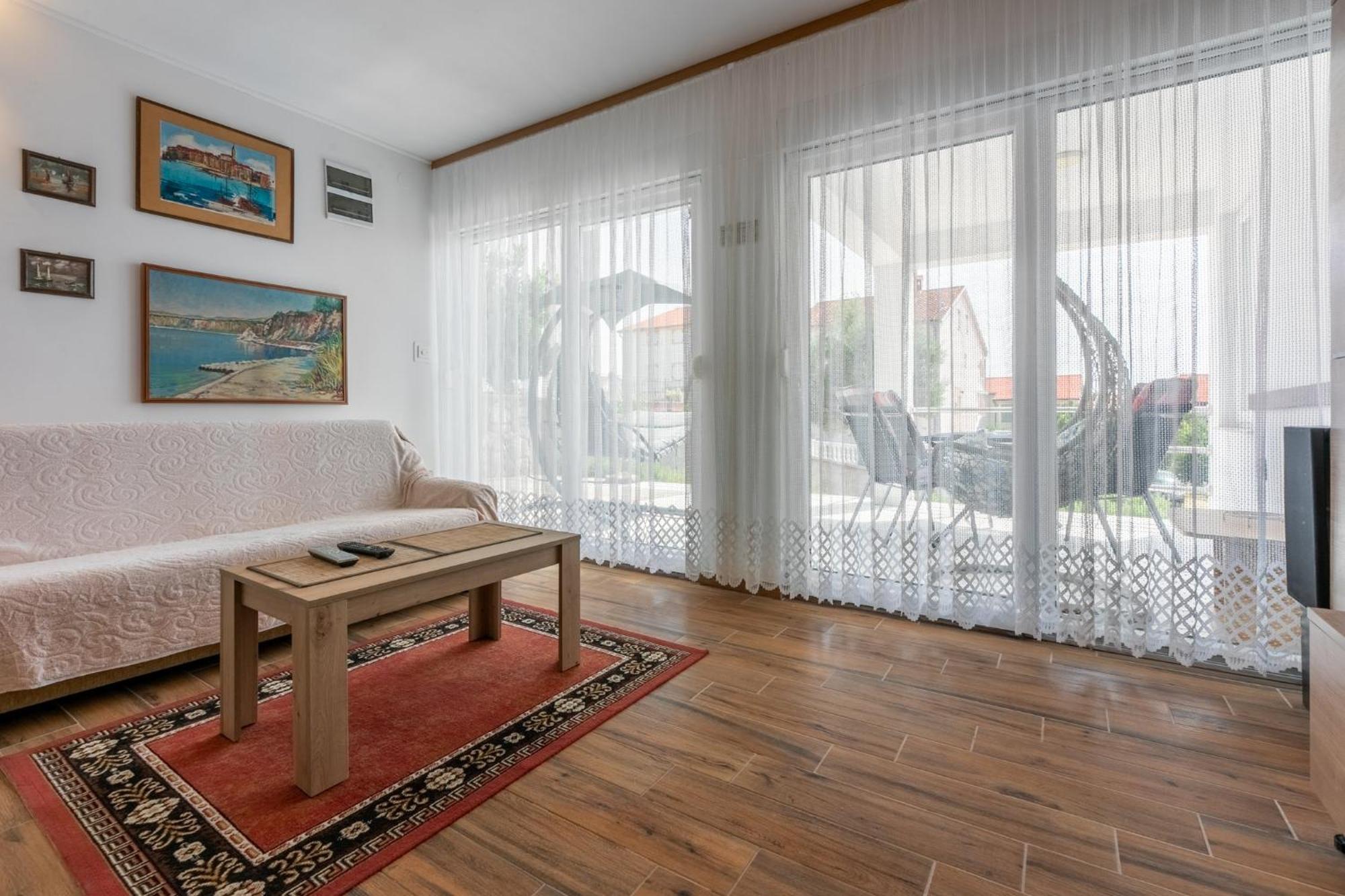 Apartamento Milano Selce Exterior foto